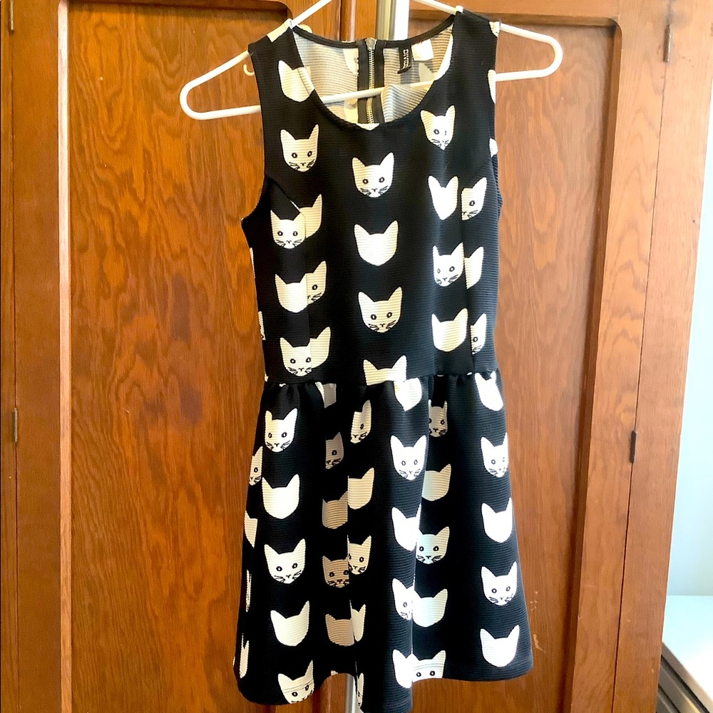 Divided by H & M Black and White Sleeveless Fit and Flare Cat Print Dress